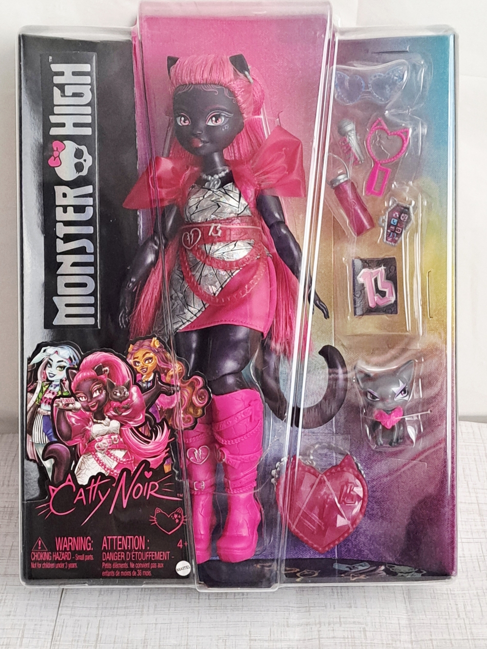 Mattel Monster High Catty Noir Doll - Pink & Black Fashion Doll